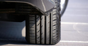 Como o pneu tem que estar para passar na vistoria do DETRAN?